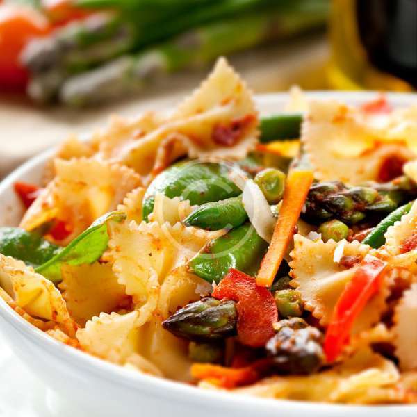 Farfalle with Mushrooms and Spinach